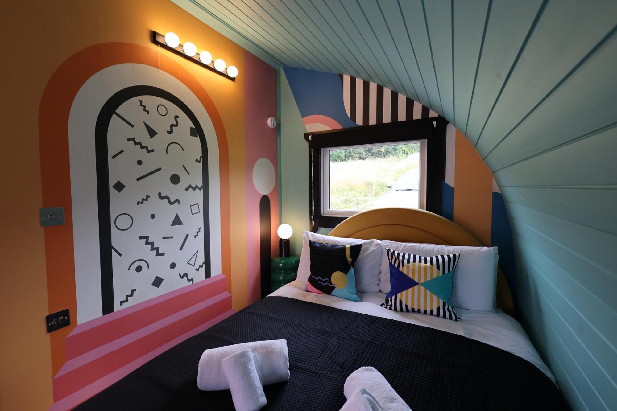 Ammonite Glamping Pod & Hot Tub Apartment Hungerton Bagian luar foto