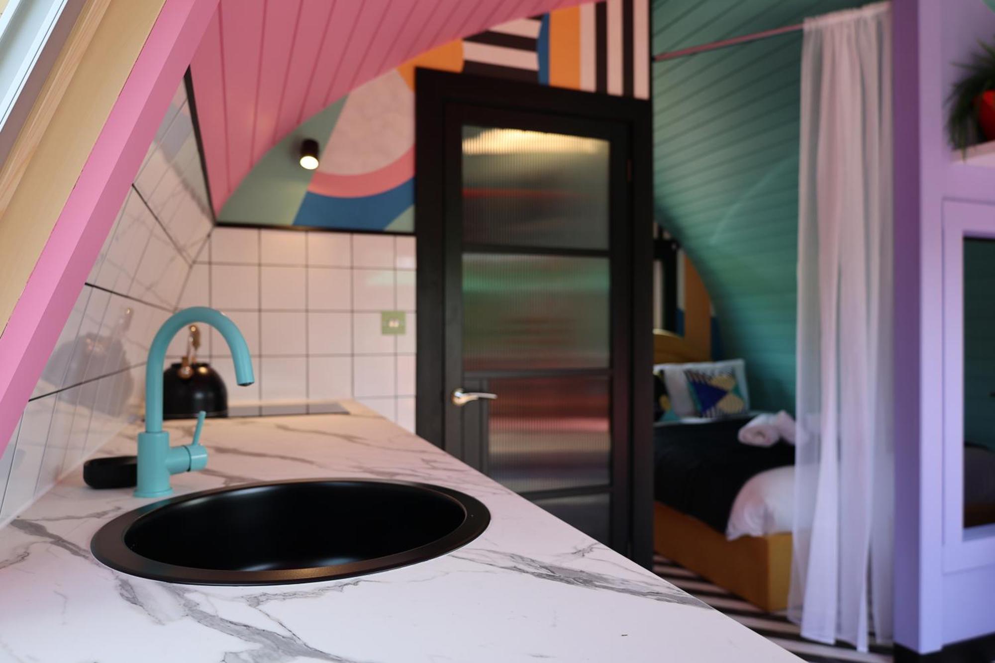 Ammonite Glamping Pod & Hot Tub Apartment Hungerton Bagian luar foto